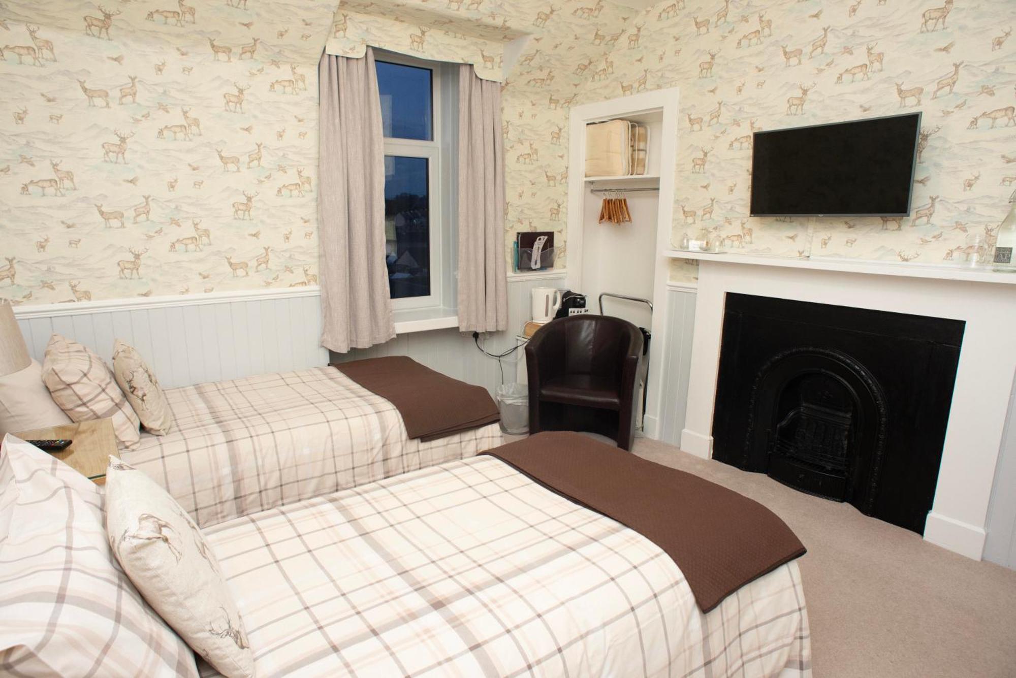 Dunvegan Bed & Breakfast Дъфтаун Екстериор снимка